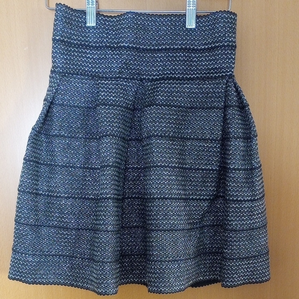 H&M Black And Silver Knee-Length Flared Pleated Skirt Casual Wear Party Occasion